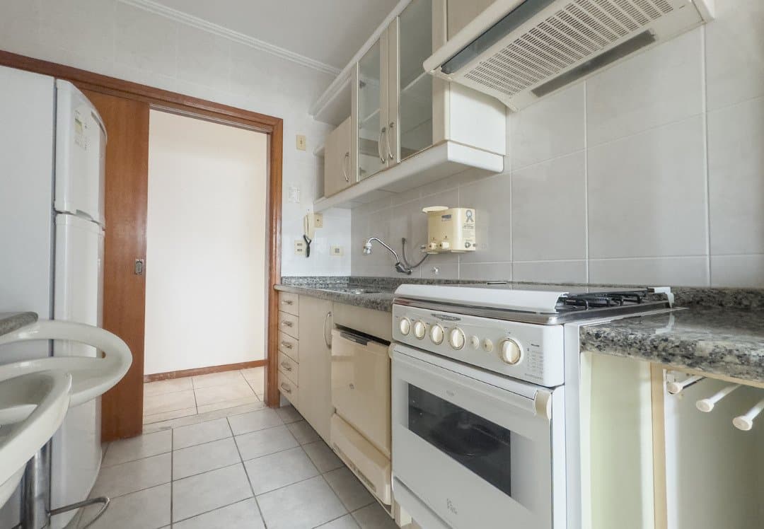 Apartamento de 3 quartos com 1 suíte e 126 m² em Bal. Camboriú