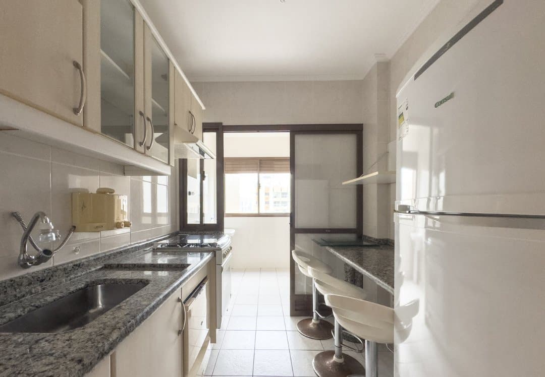 Apartamento de 3 quartos com 1 suíte e 126 m² em Bal. Camboriú