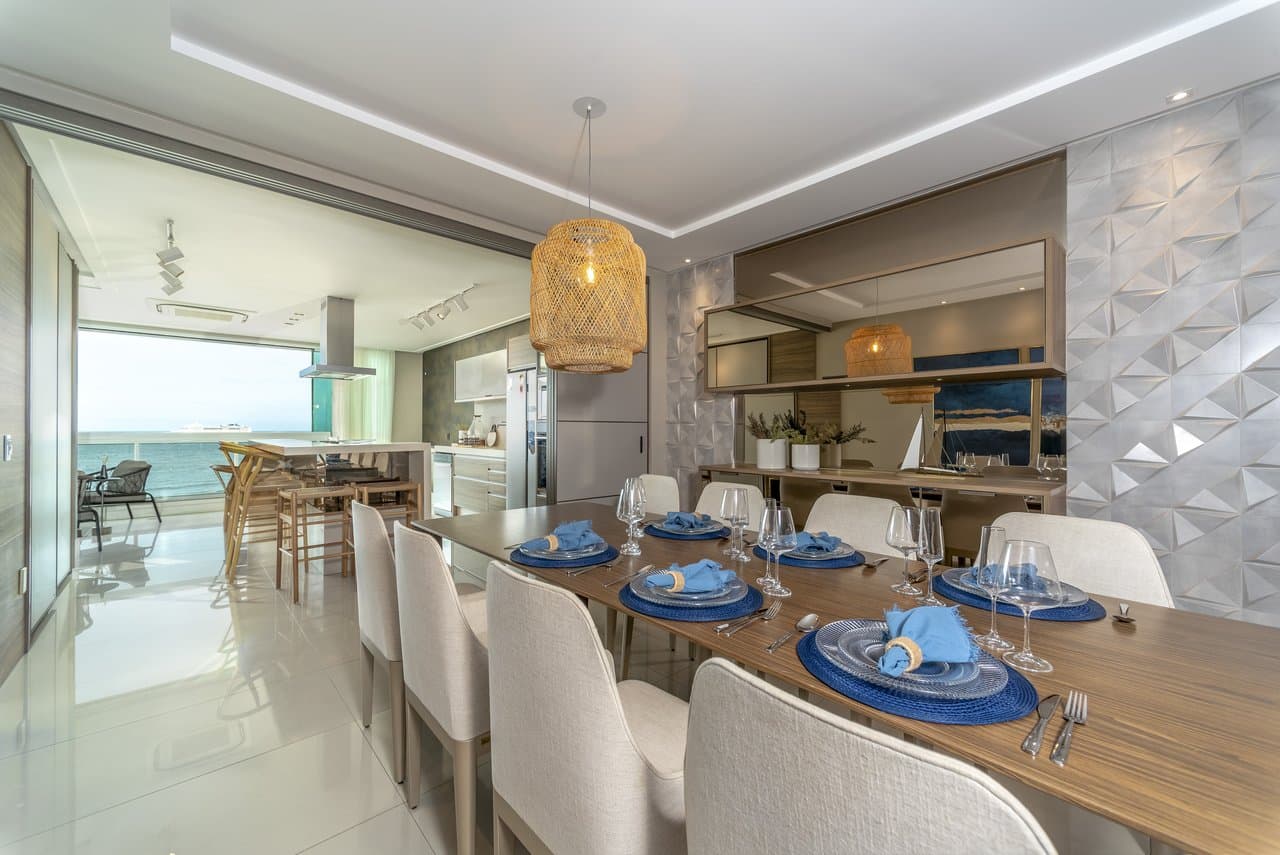 Apartamento de 4 quartos com 4 suítes e 315 m² em Bal. Camboriú