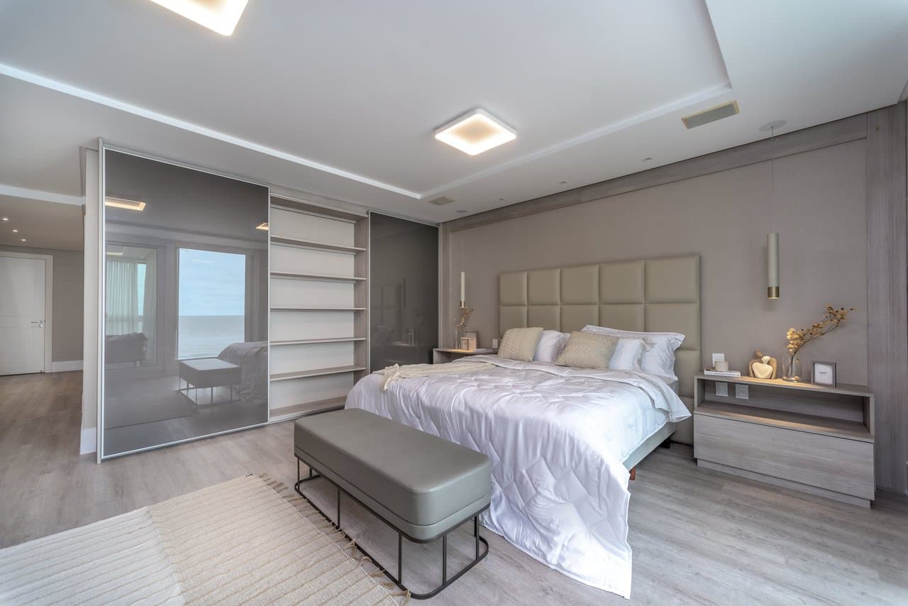 Apartamento de 4 quartos com 4 suítes e 315 m² em Bal. Camboriú