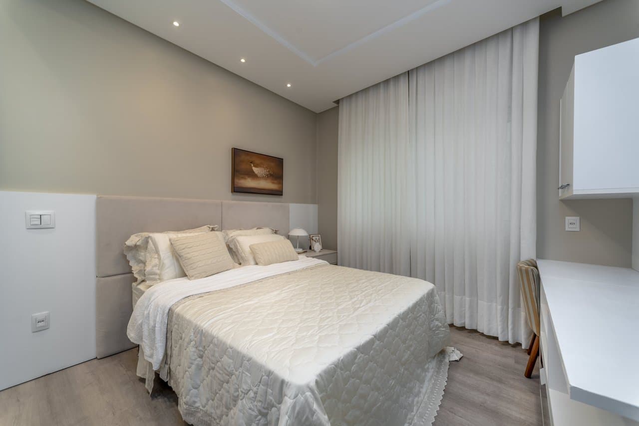Apartamento de 4 quartos com 4 suítes e 315 m² em Bal. Camboriú