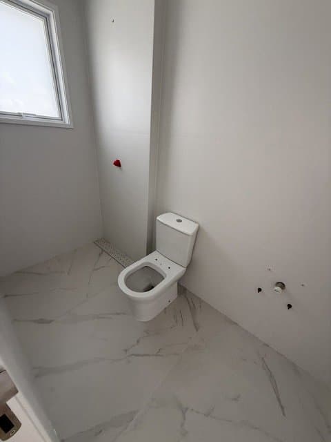 Apartamento de 4 quartos com 4 suítes e 170 m² em Bal. Camboriú