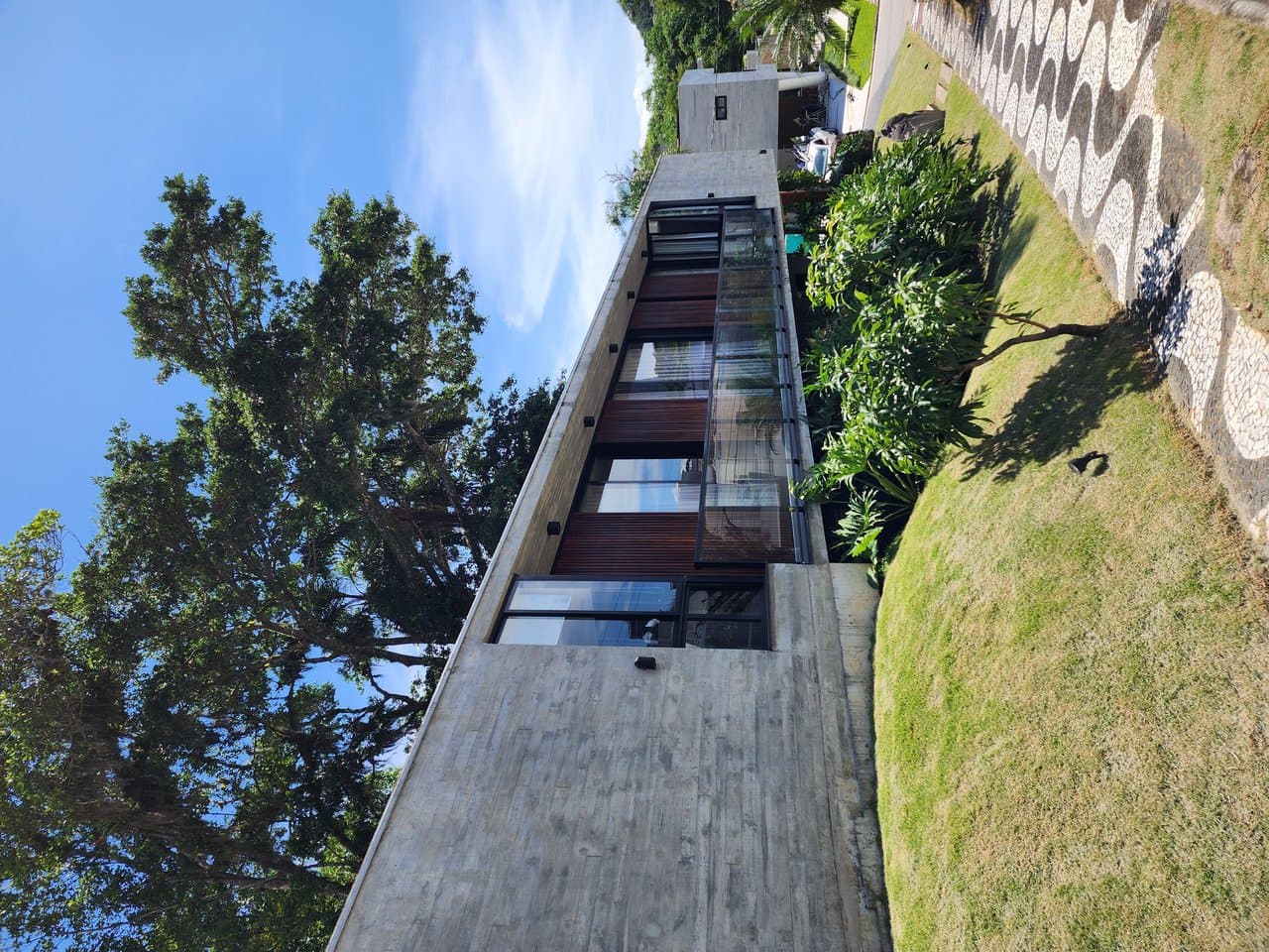 Casa de 4 quartos com 4 suítes e 437 m² em Bal. Camboriú