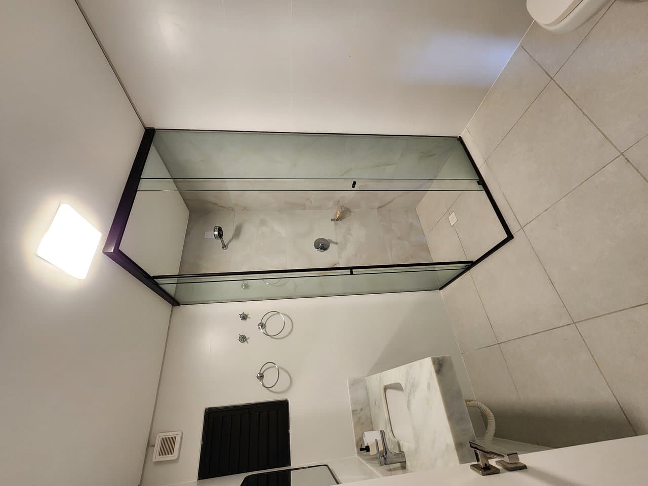 Casa de 4 quartos com 4 suítes e 437 m² em Bal. Camboriú