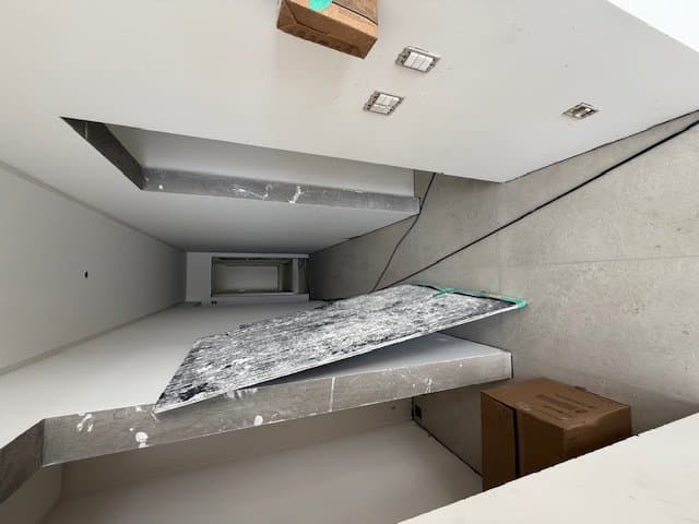 Apartamento de 4 quartos com 4 suítes e 194 m² em Bal. Camboriú