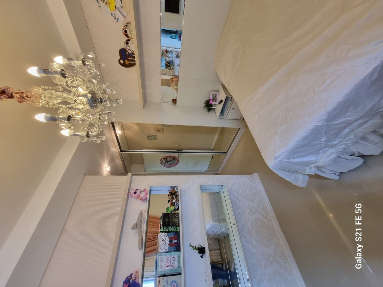 Apartamento de 3 quartos com 3 suítes e 136 m² em Bal. Camboriú