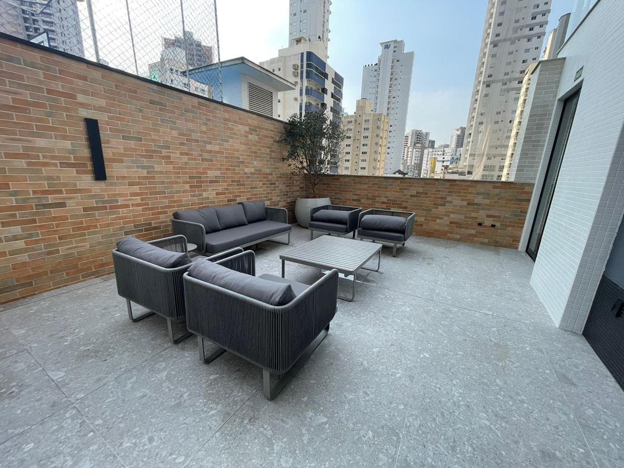 Apartamento de 4 quartos com 2 suítes e 149 m² em Bal. Camboriú