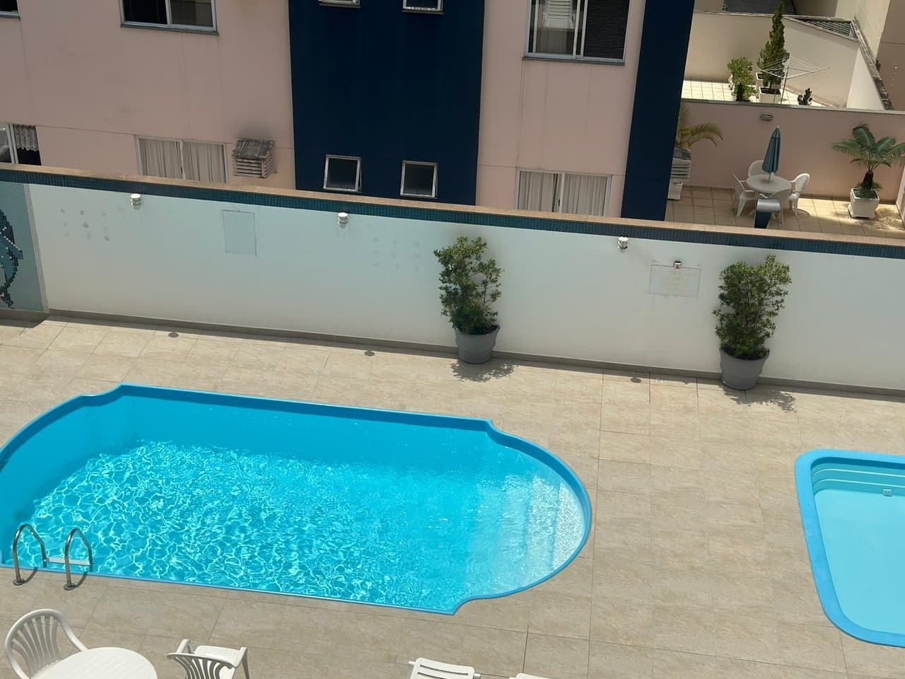 Apartamento de 3 quartos com 1 suíte e 100 m² em Bal. Camboriú