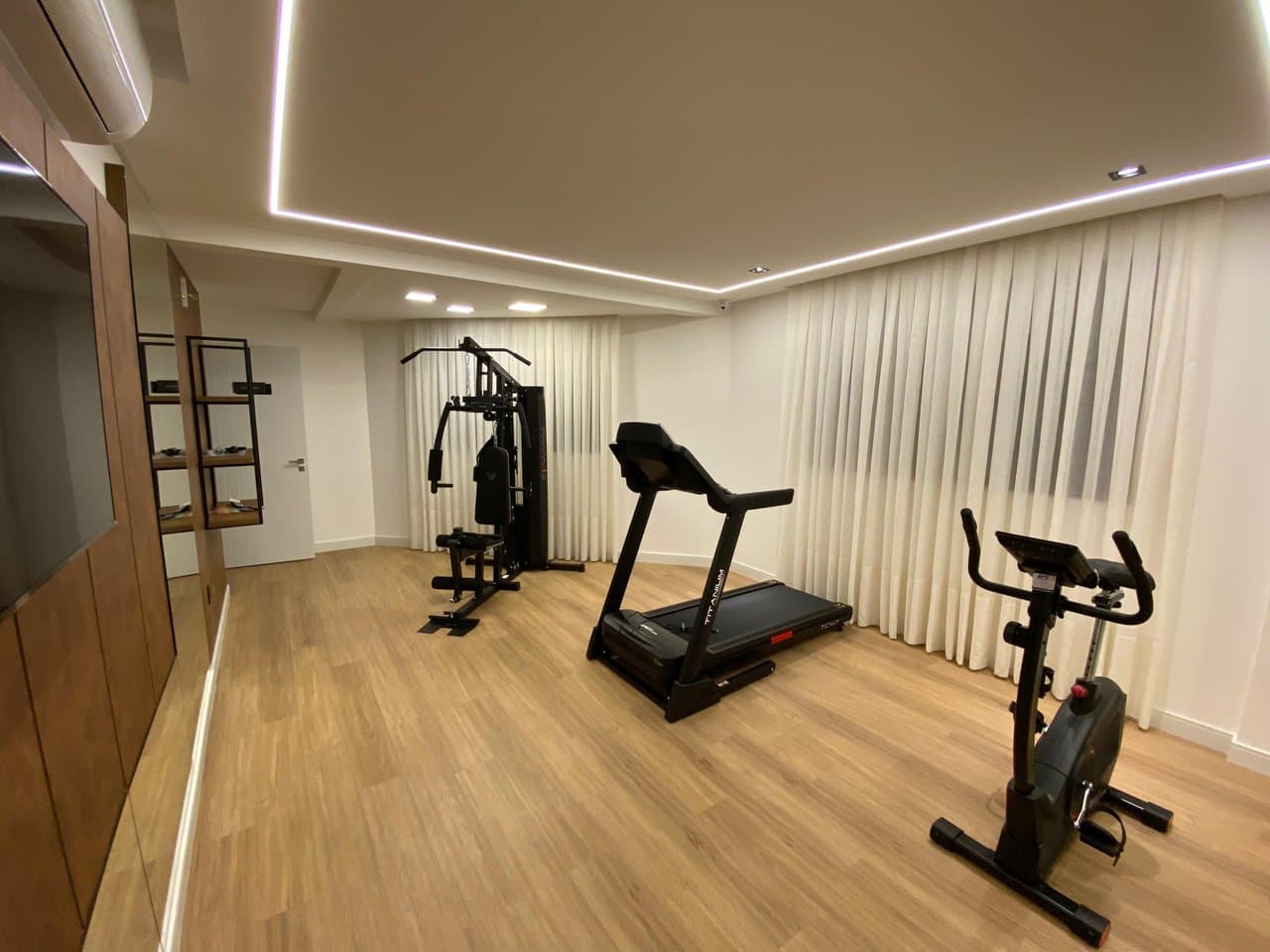 Apartamento de 2 quartos com 1 suíte e 117 m² em Bal. Camboriú