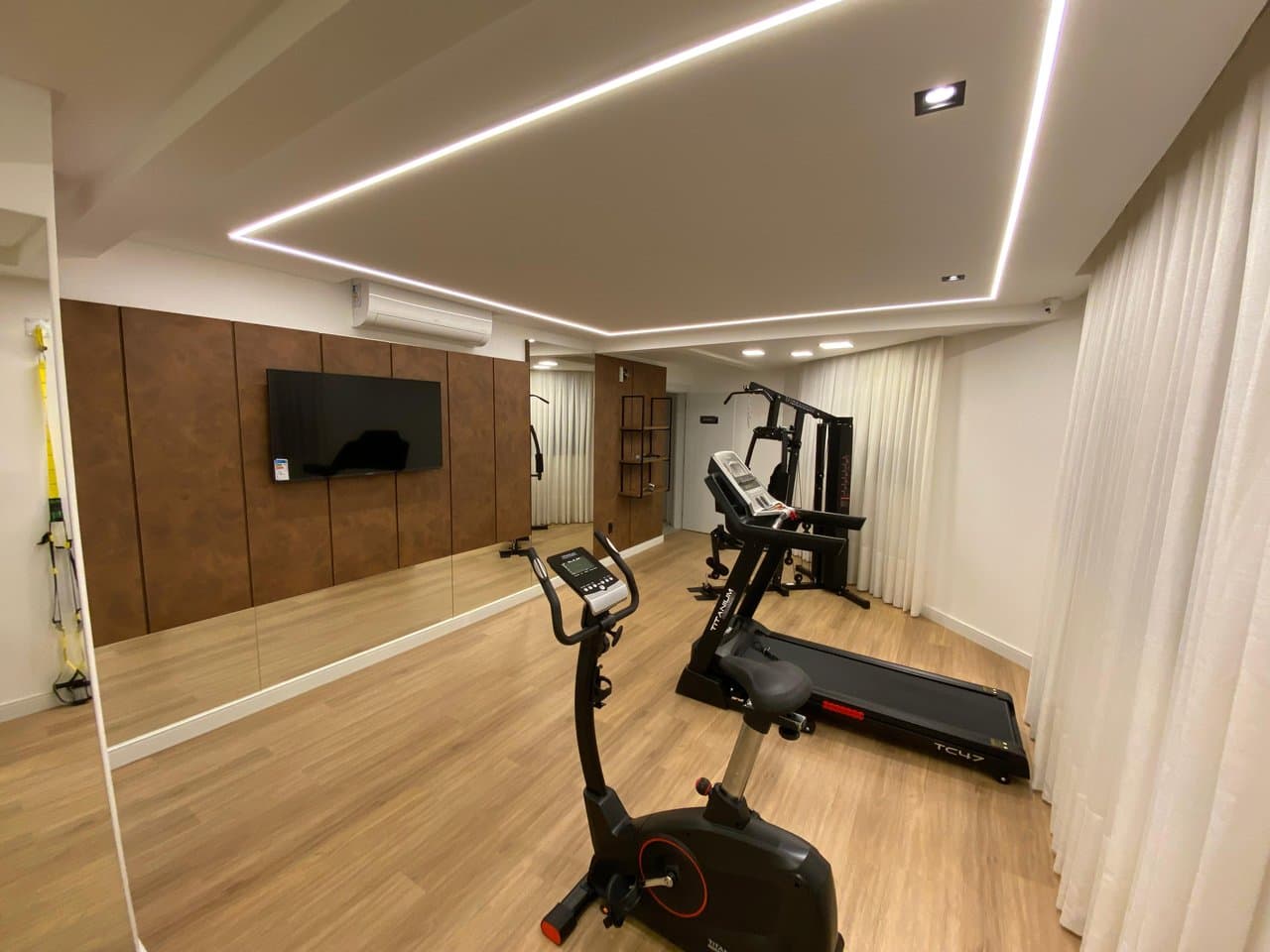 Apartamento de 2 quartos com 1 suíte e 117 m² em Bal. Camboriú