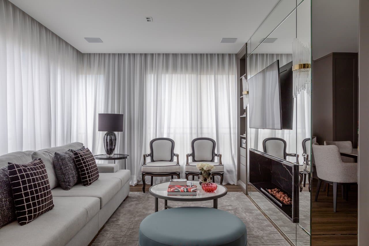 Cobertura de 3 quartos com 3 suítes e 230 m² em Bal. Camboriú