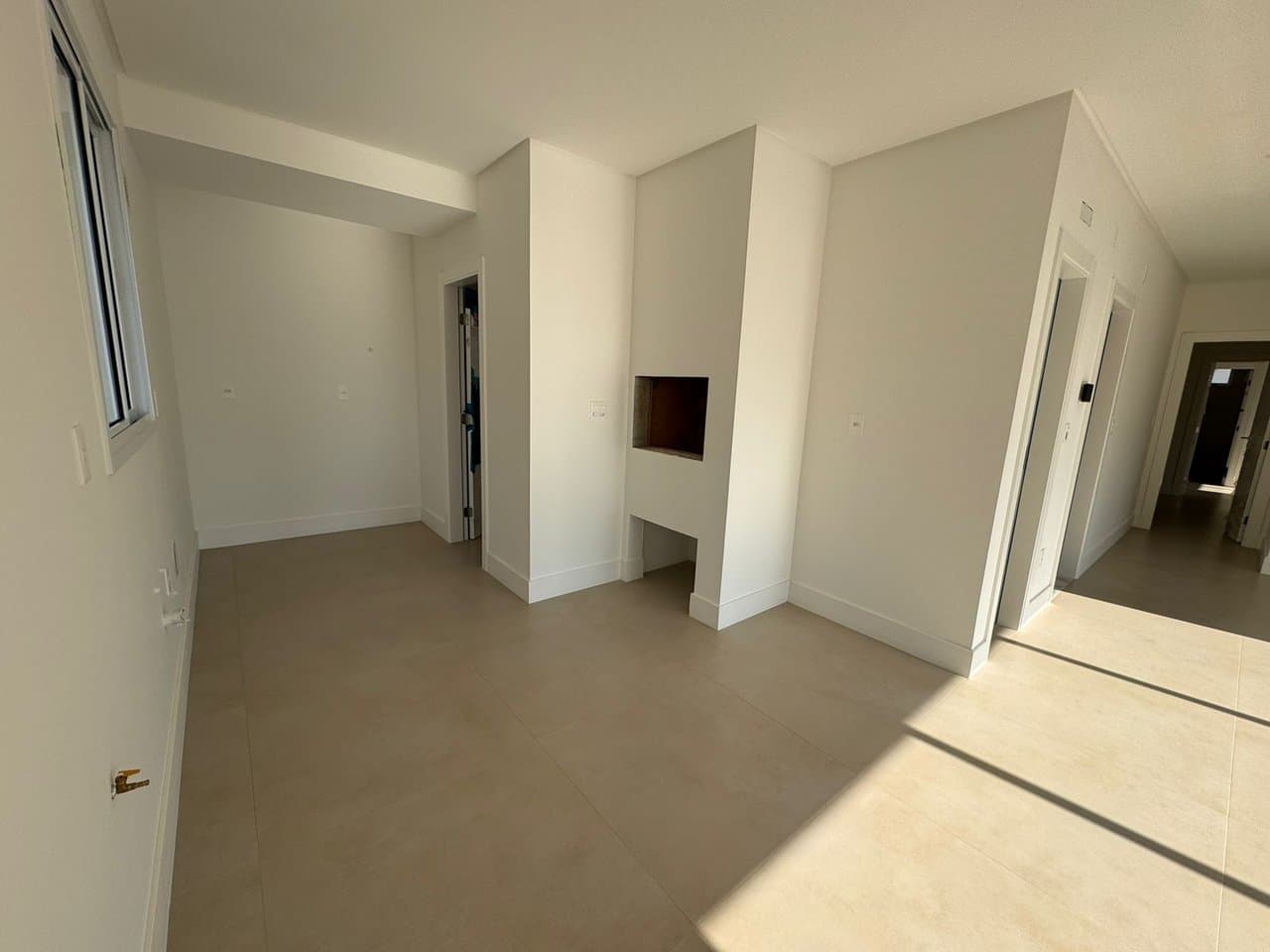 Apartamento de 3 quartos com 3 suítes e 125 m² em Bal. Camboriú