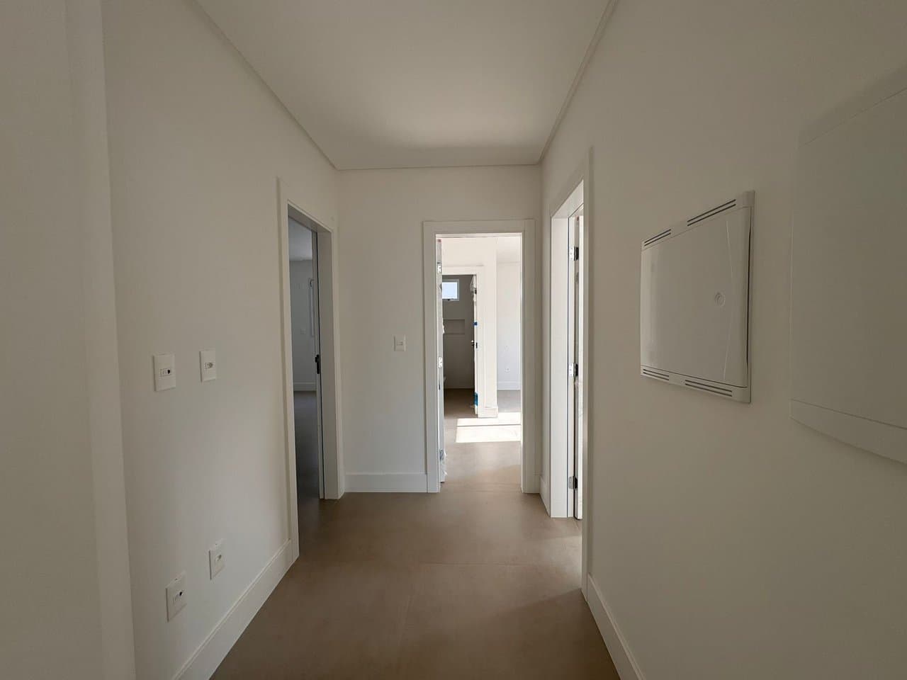Apartamento de 3 quartos com 3 suítes e 125 m² em Bal. Camboriú