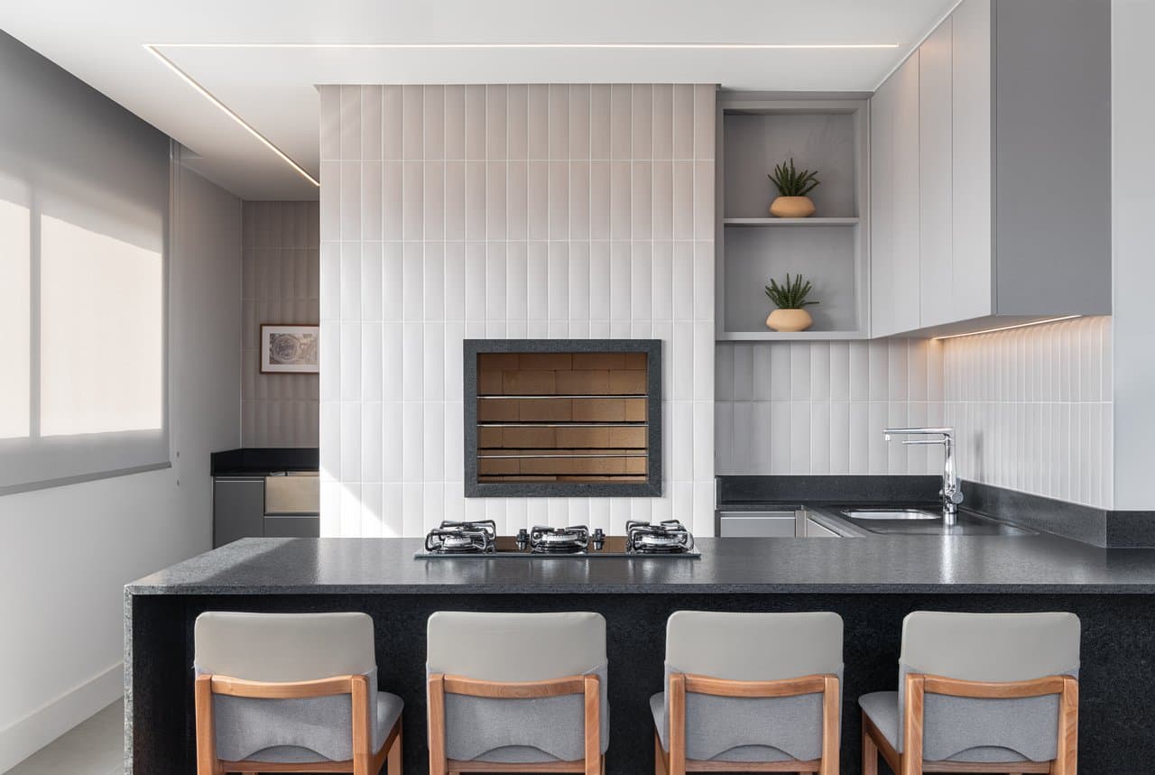 Apartamento de 3 quartos com 3 suítes e 125 m² em Bal. Camboriú