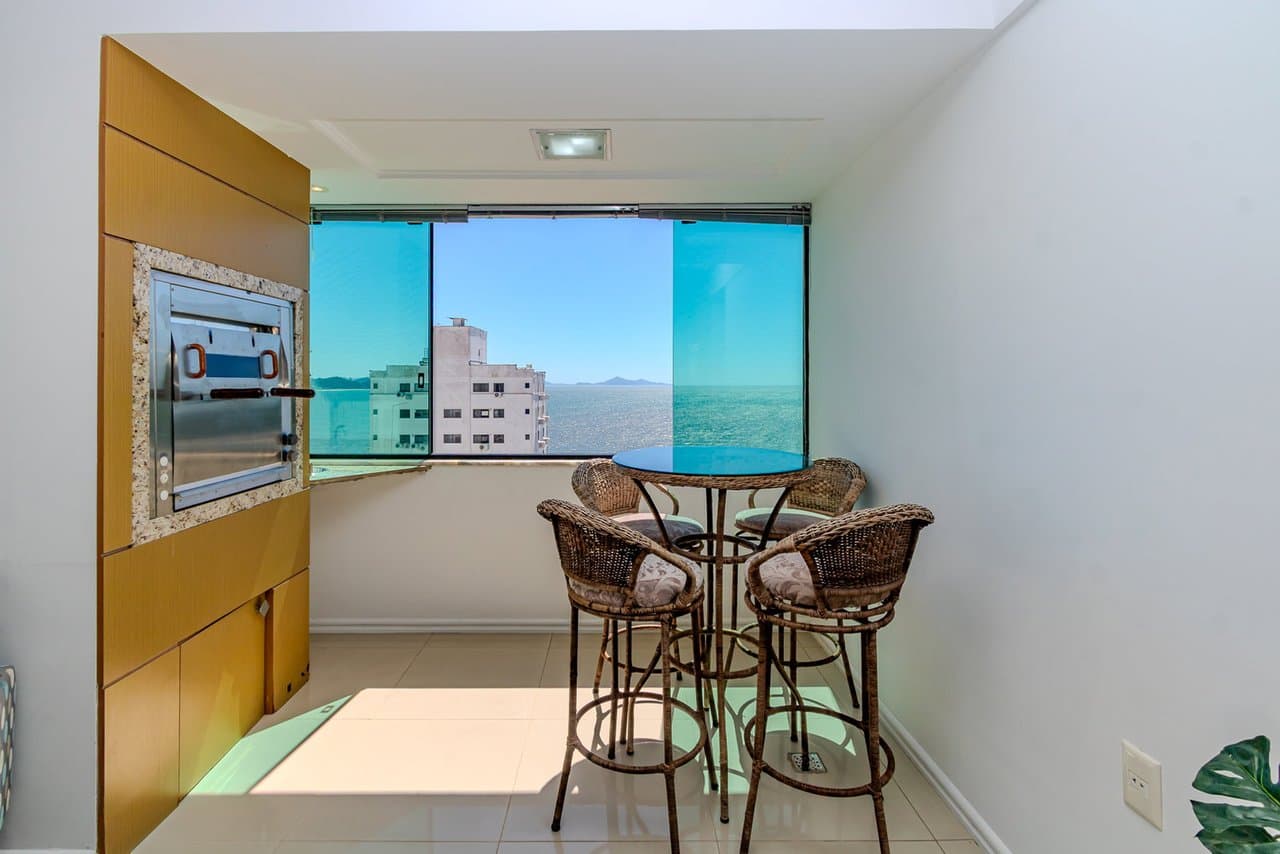 Apartamento de 3 quartos com 1 suíte e 119 m² em Bal. Camboriú