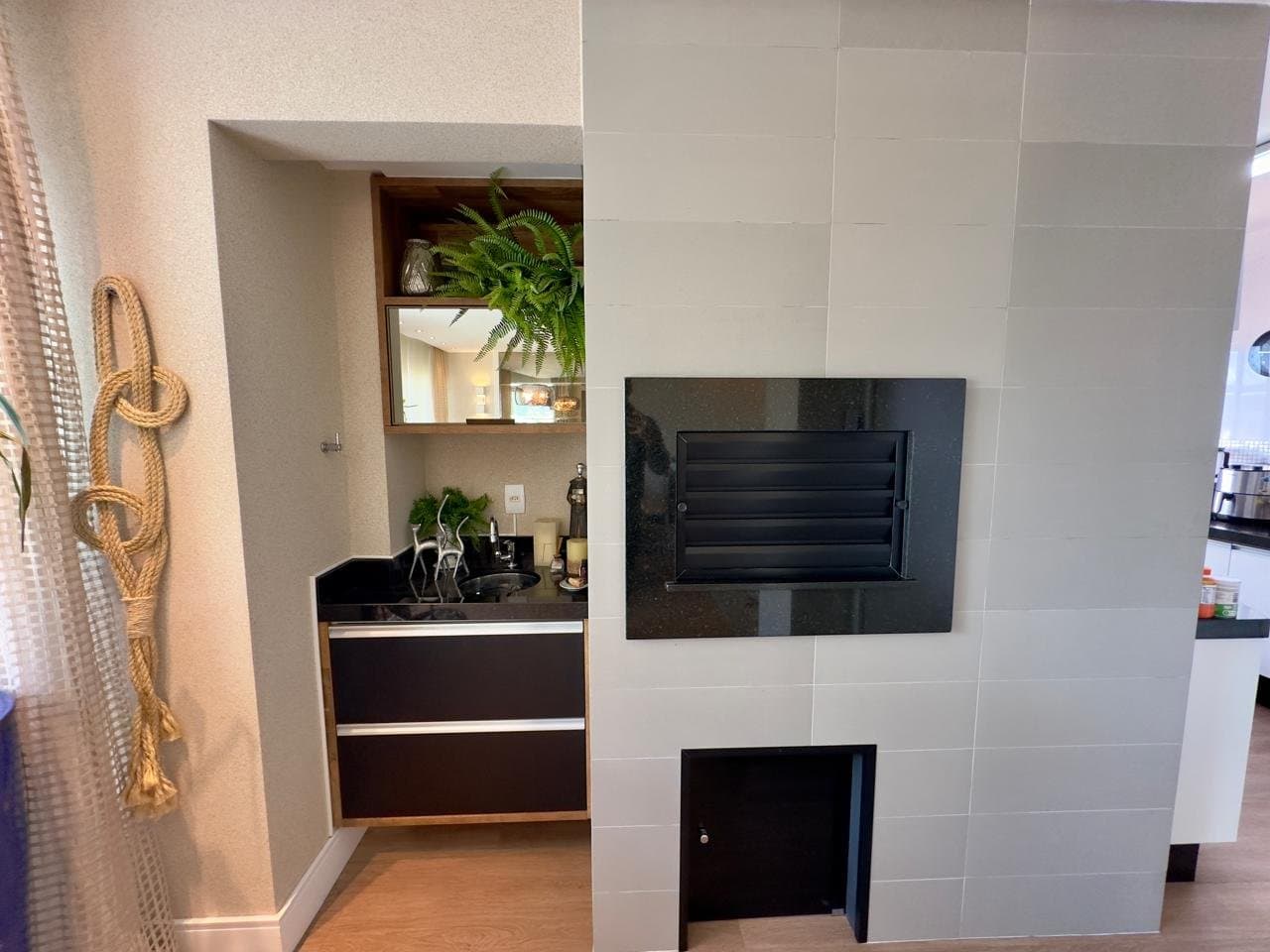Apartamento de 3 quartos com 1 suíte e 121 m² em Bal. Camboriú
