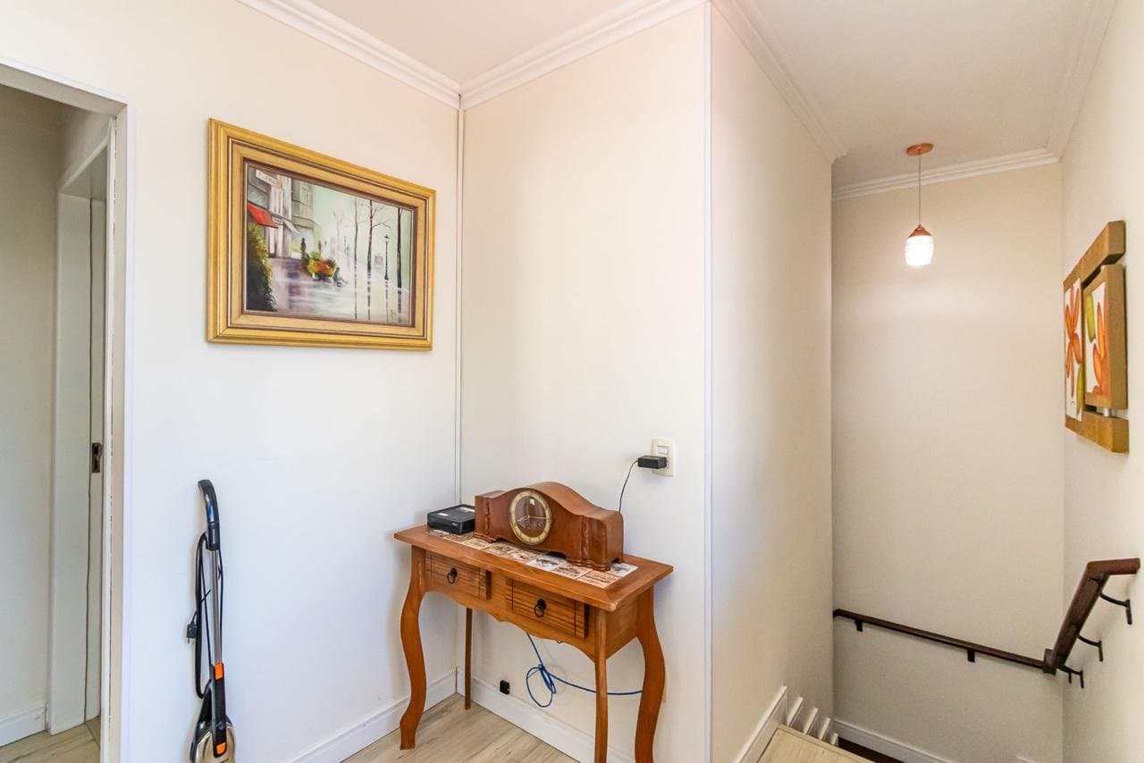 Casa de 3 quartos com 1 suíte e 178 m² em Bal. Camboriú