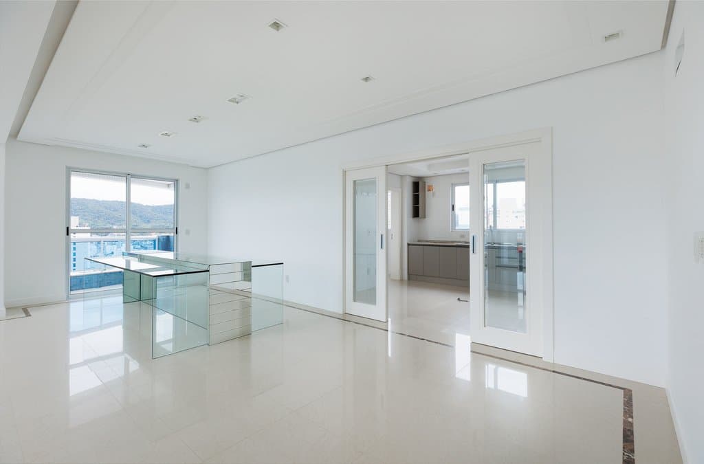 Apartamento de 2 quartos com 2 suítes e 252 m² em Bal. Camboriú
