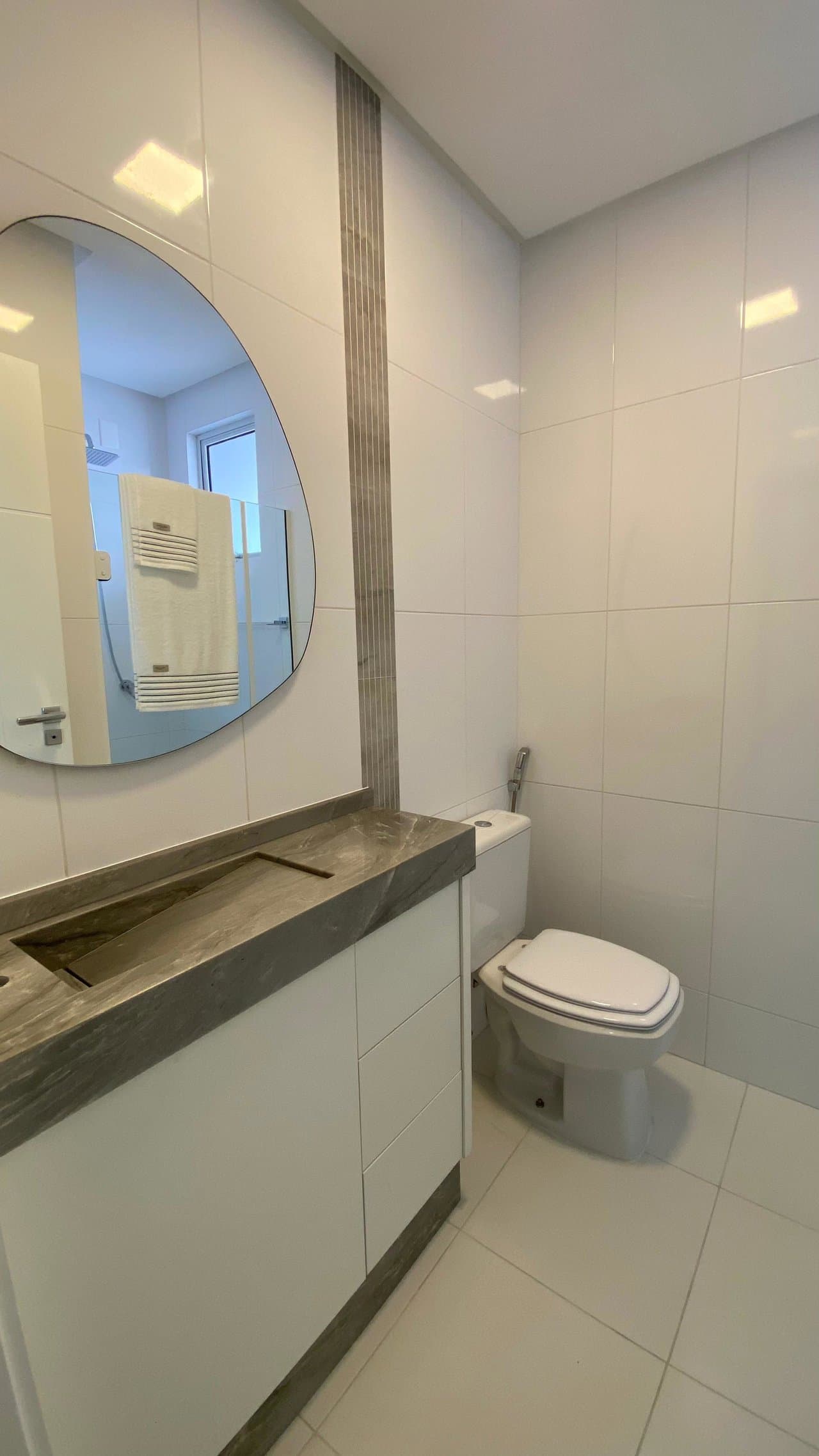 Apartamento de 3 quartos com 1 suíte e 139 m² em Bal. Camboriú