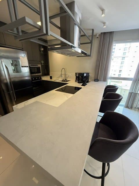 Apartamento de 3 quartos com 3 suítes e 127 m² em Bal. Camboriú