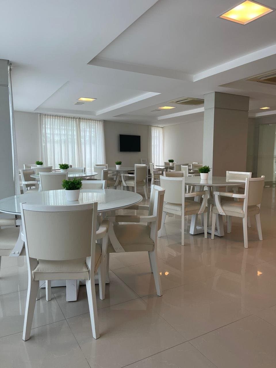 Apartamento de 3 quartos com 3 suítes e 154 m² em Bal. Camboriú