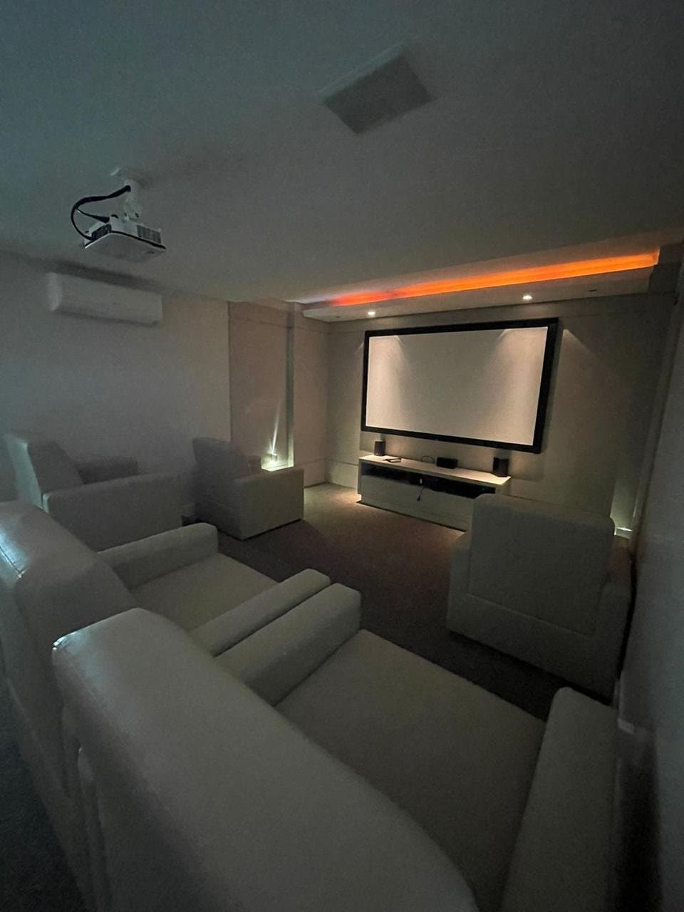 Apartamento de 3 quartos com 3 suítes e 154 m² em Bal. Camboriú
