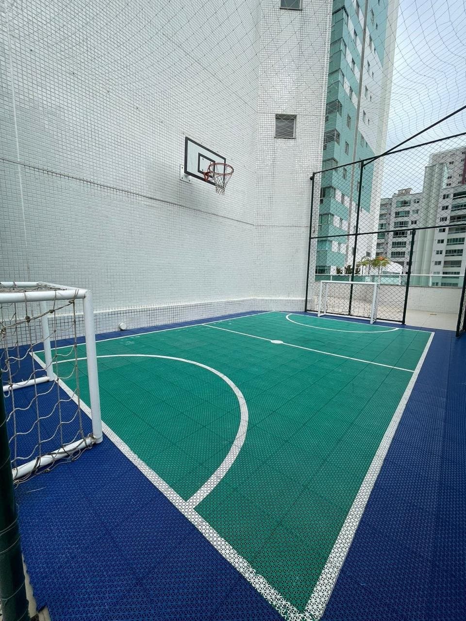 Apartamento de 3 quartos com 3 suítes e 154 m² em Bal. Camboriú