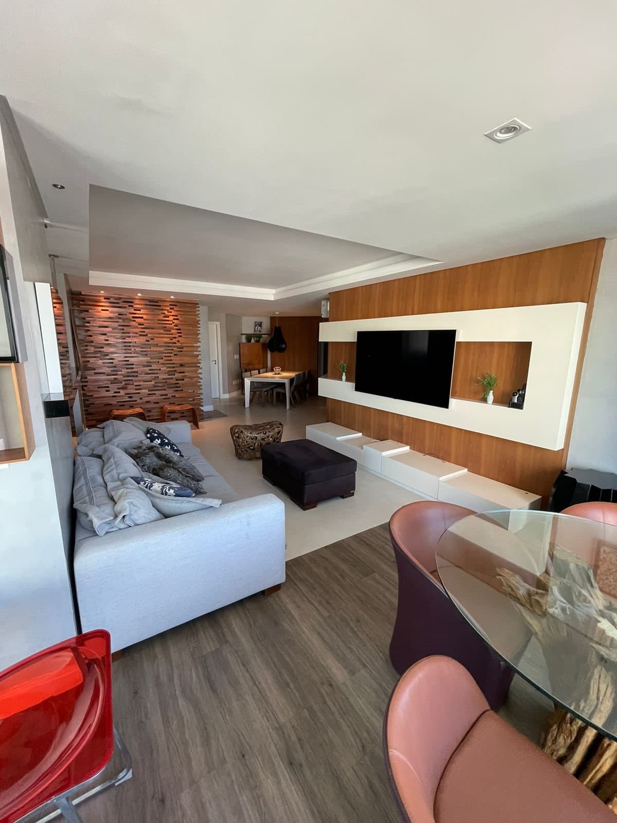 Apartamento de 3 quartos com 3 suítes e 154 m² em Bal. Camboriú