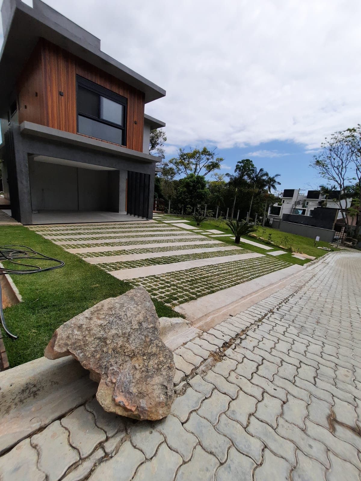 Casa de 3 quartos com 3 suítes e 258 m² em Bal. Camboriú