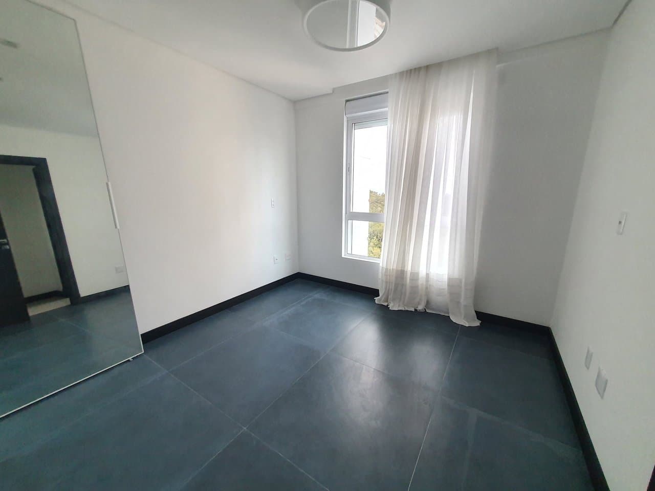 Cobertura de 3 quartos com 3 suítes e 268 m² em Pioneiros, Bal. Camboriú