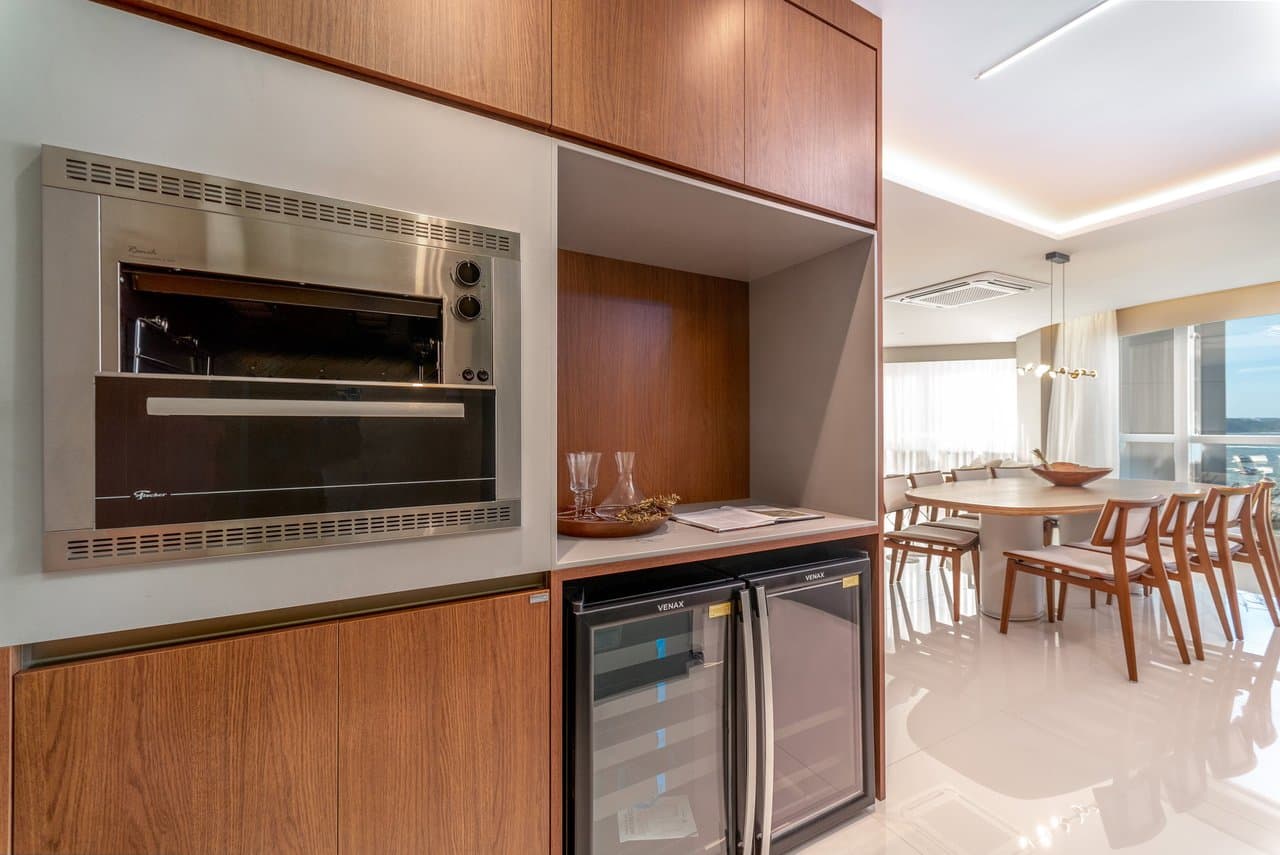 Apartamento de 4 quartos com 4 suítes e 237 m² em Centro, Bal. Camboriú