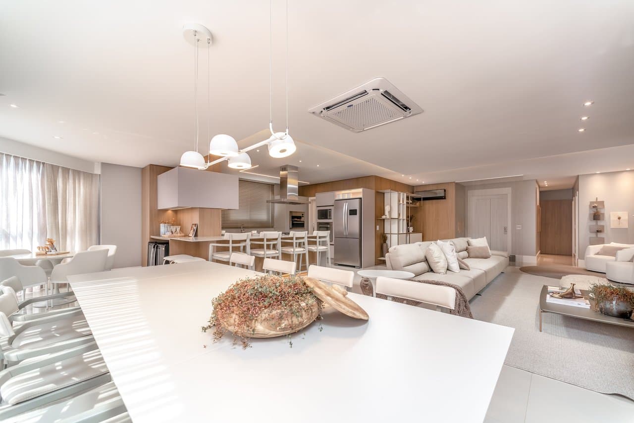 Apartamento de 4 quartos com 4 suítes e 233 m² em Centro, Bal. Camboriú