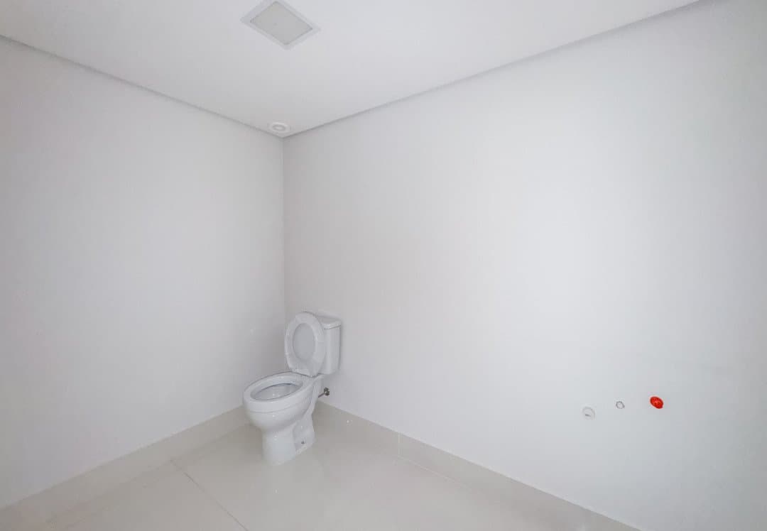 Sala Comercial 81 m² em Pioneiros, Bal. Camboriú