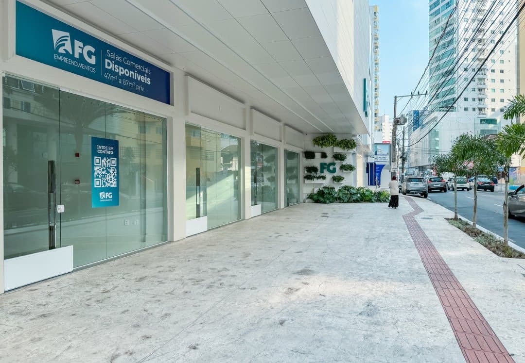 Sala Comercial 63 m² em Pioneiros, Bal. Camboriú