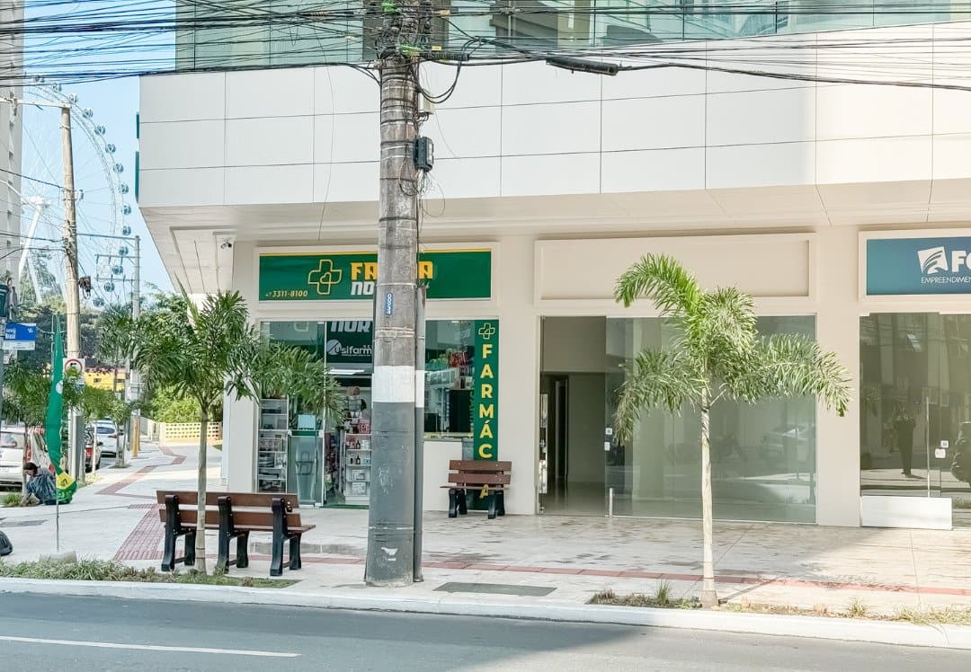 Sala Comercial 47 m² em Pioneiros, Bal. Camboriú