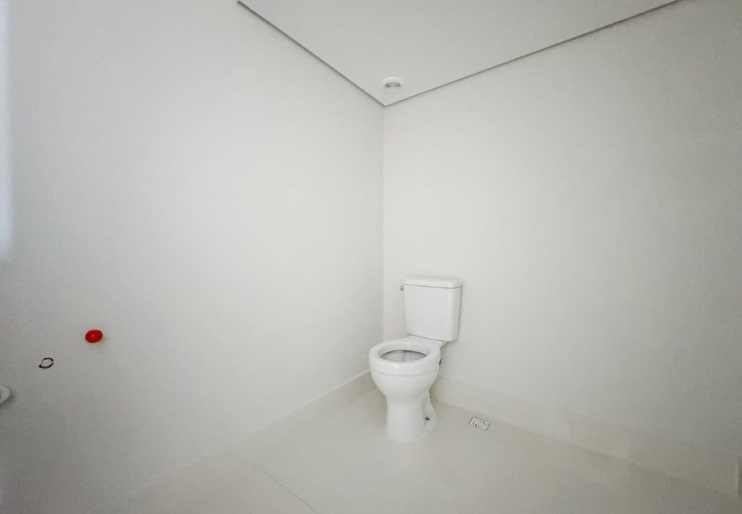 Sala Comercial 47 m² em Pioneiros, Bal. Camboriú