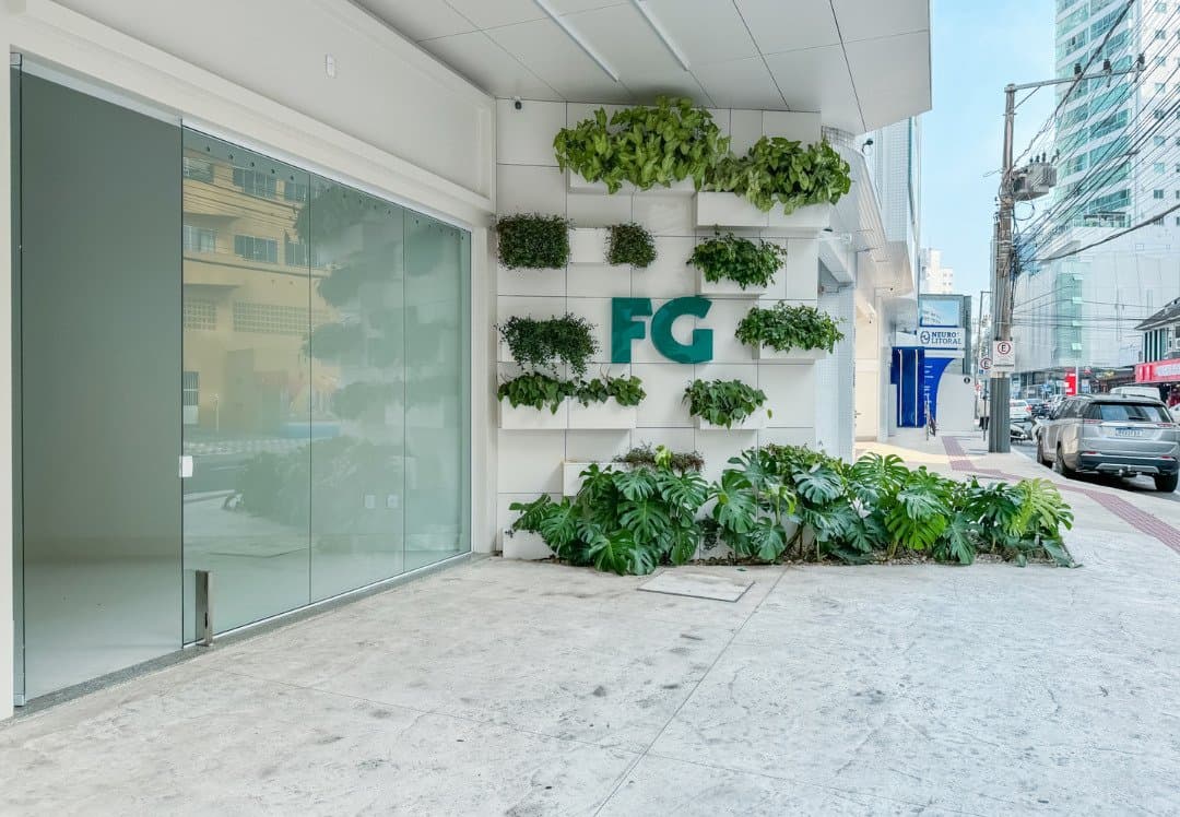 Sala Comercial 86 m² em Pioneiros, Bal. Camboriú