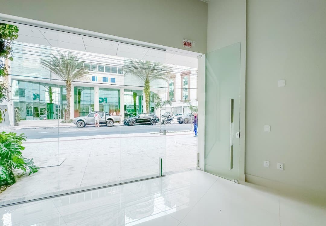Sala Comercial 86 m² em Pioneiros, Bal. Camboriú