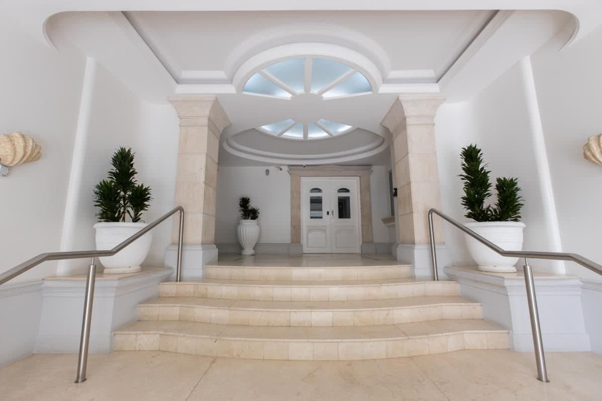 Sala Comercial 379 m² em Centro, Bal. Camboriú