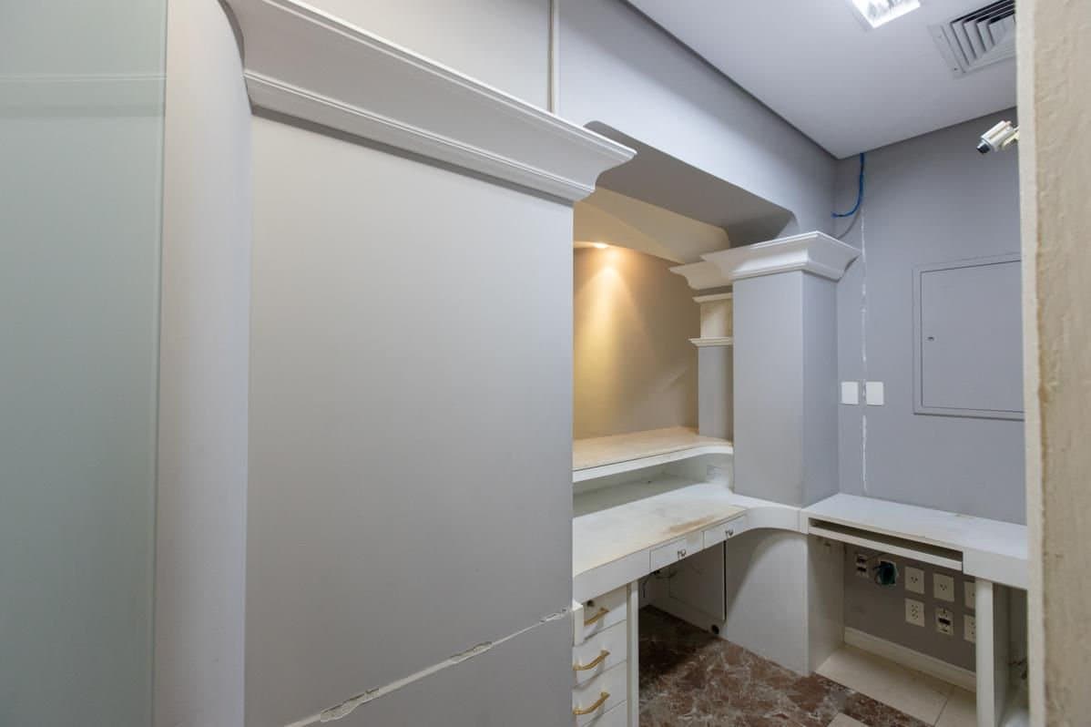 Sala Comercial 379 m² em Centro, Bal. Camboriú