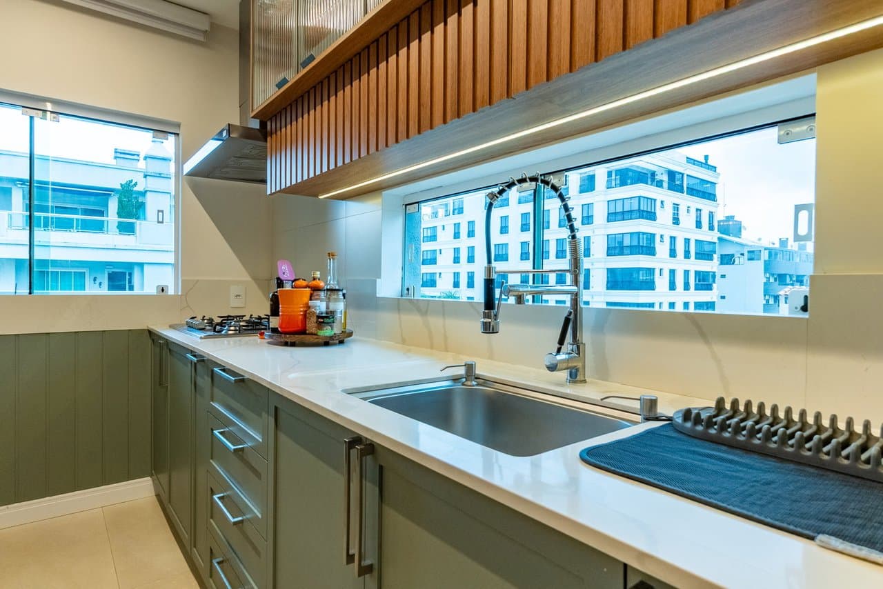 Apartamento de 3 quartos com 3 suítes e 130 m² em Bombinhas