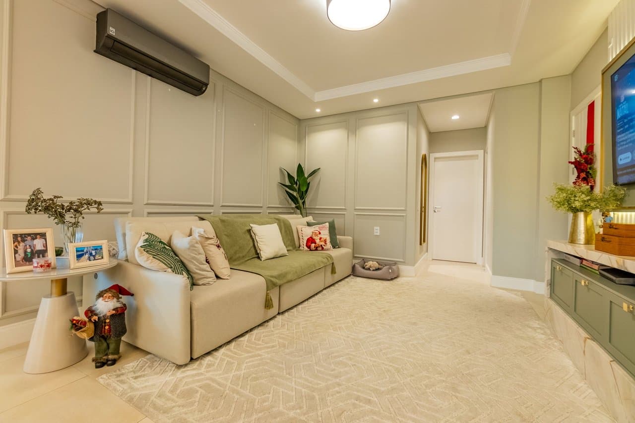 Apartamento de 3 quartos com 3 suítes e 130 m² em Bombinhas