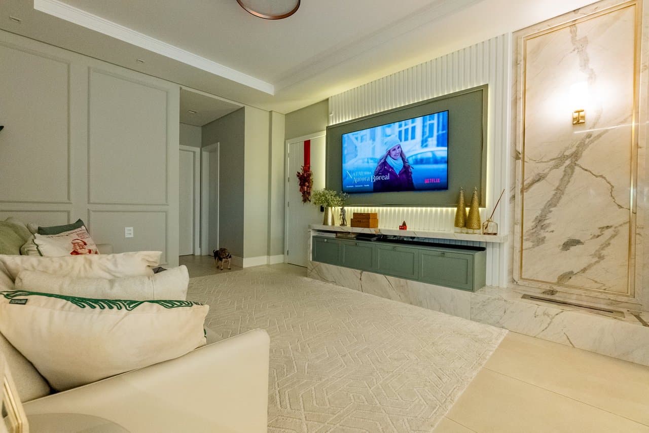 Apartamento de 3 quartos com 3 suítes e 130 m² em Bombinhas