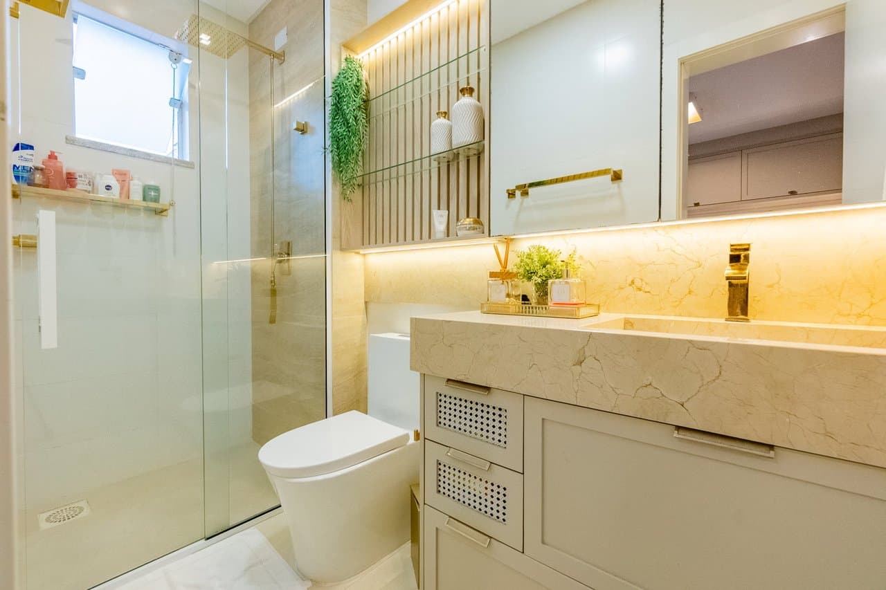Apartamento de 3 quartos com 3 suítes e 130 m² em Bombinhas