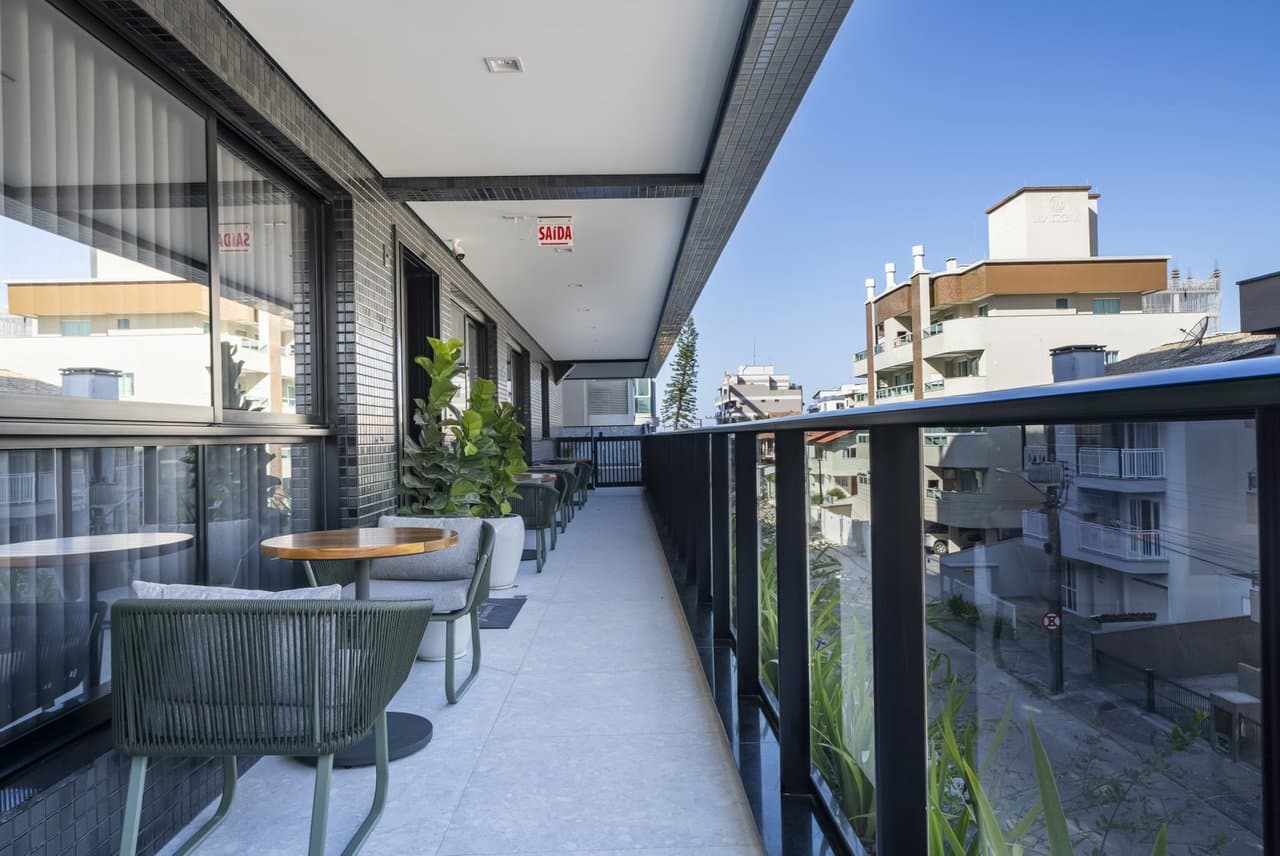 Apartamento de 2 quartos com 2 suítes e 80 m² em Bombinhas