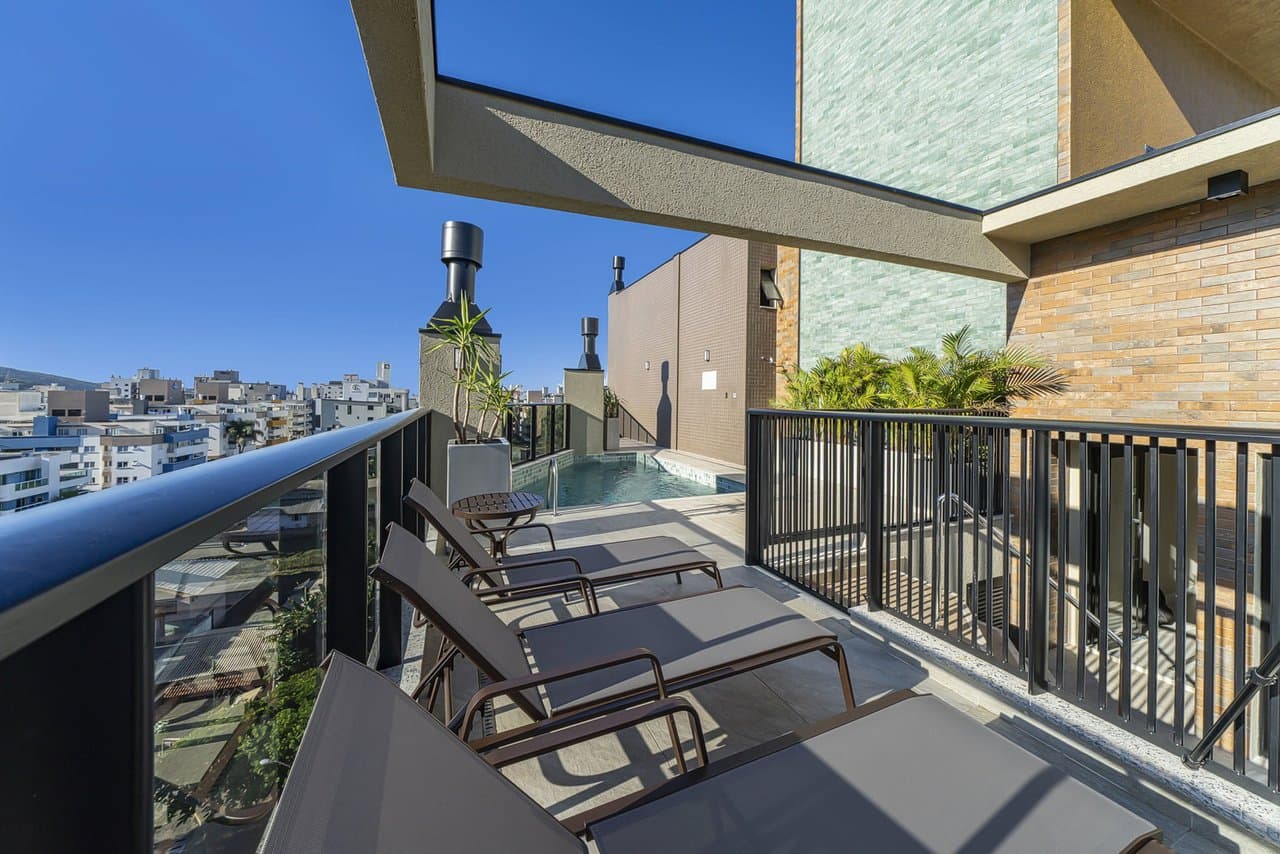 Apartamento de 2 quartos com 2 suítes e 79 m² em Bombinhas