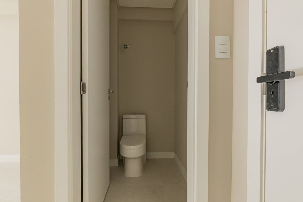 Apartamento de 2 quartos com 2 suítes e 79 m² em Bombinhas