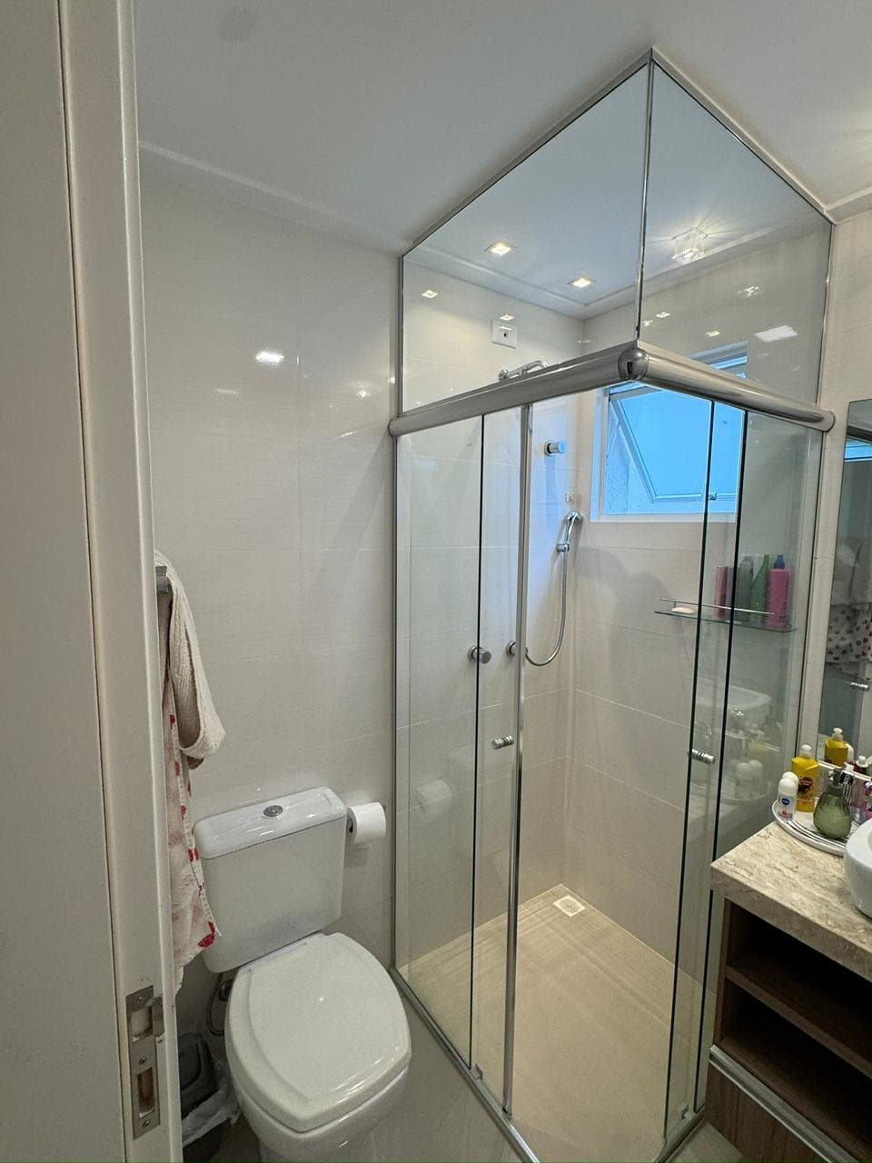 Apartamento de 3 quartos com 1 suíte e 104 m² em Bombinhas