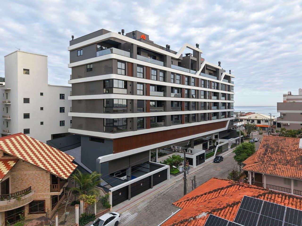 Apartamento de 4 quartos com 4 suítes e 210 m² em Bombinhas