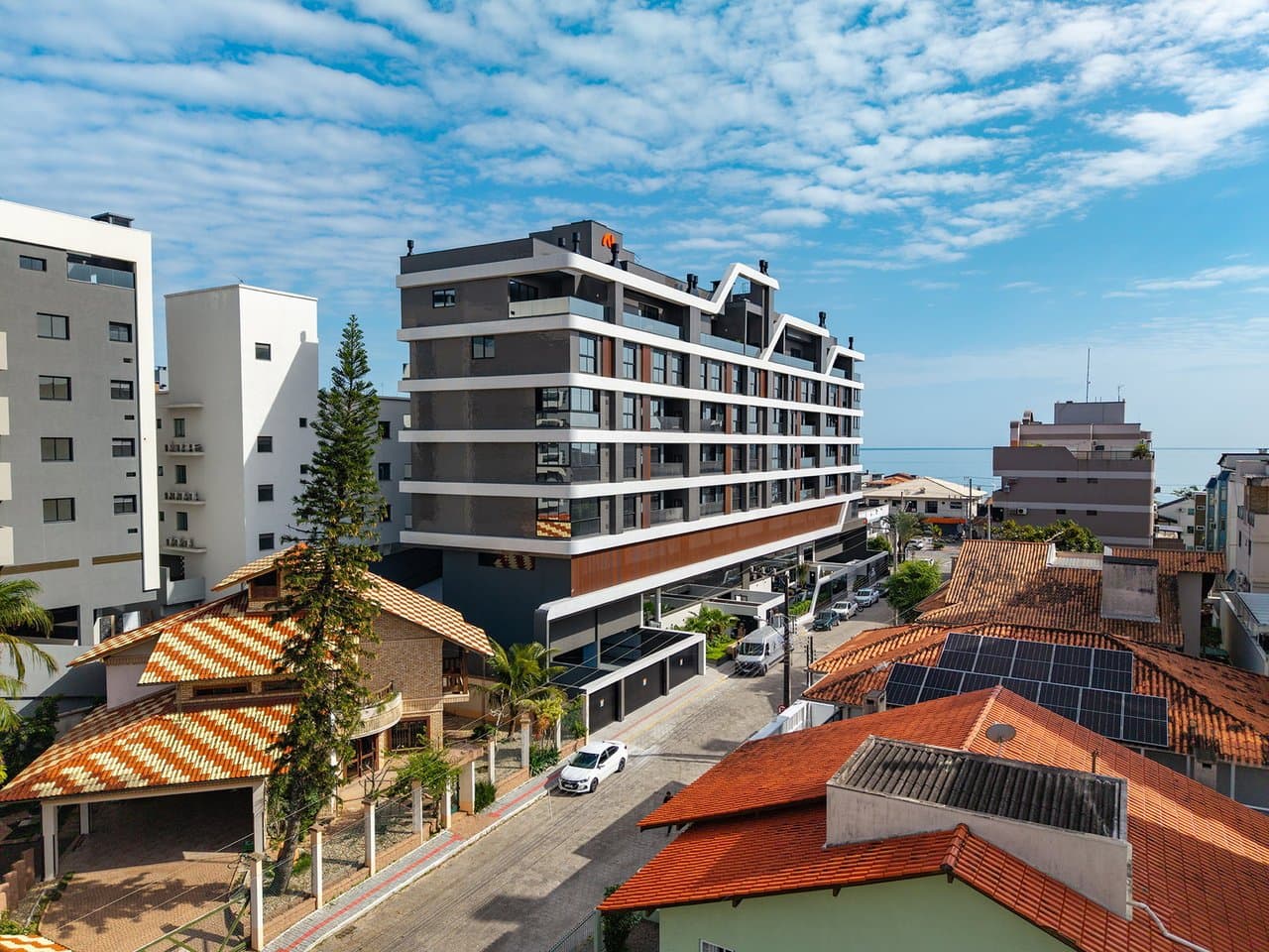 Apartamento de 4 quartos com 4 suítes e 210 m² em Bombinhas